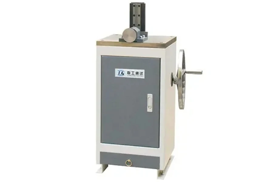 Hand-operated Charpy impact sample notch broaching machine