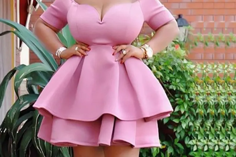 5 Outstanding Pink Outfit Ideas for Women