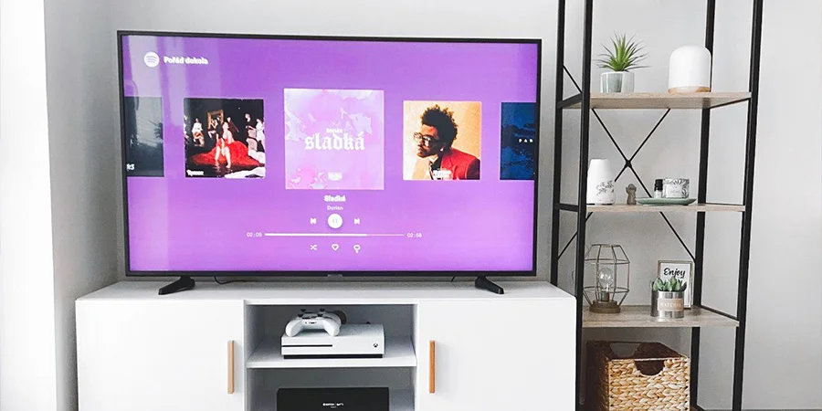 Smart TV for living room