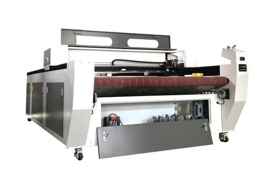 Automatic fabric laser cutting machine