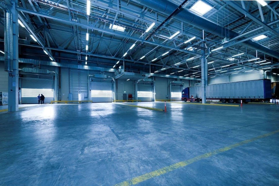 Flat-panel LED warehouse lights
