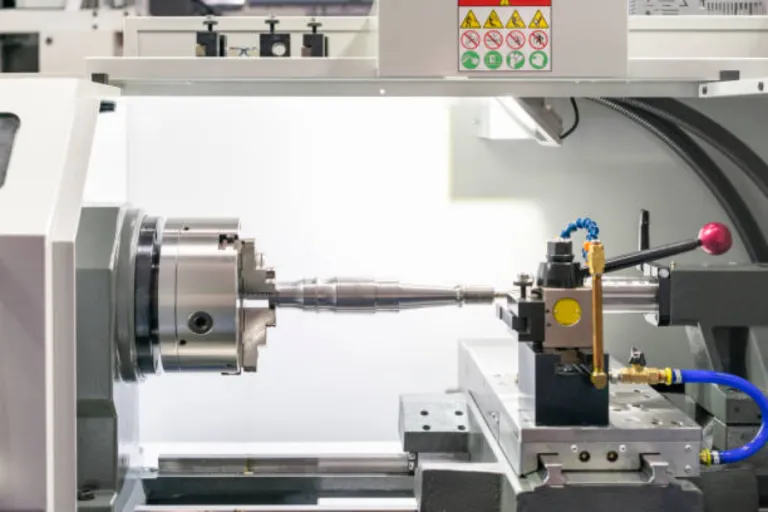 6 Key Differences Between CNC Lathe & CNC Mills Reads