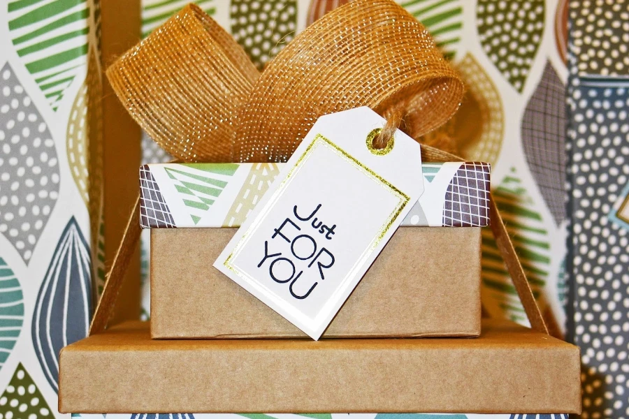 Packages with a message and a ribbon