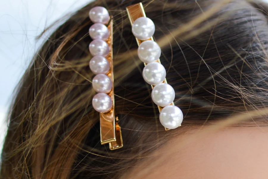 Gold barrette clips with pearls