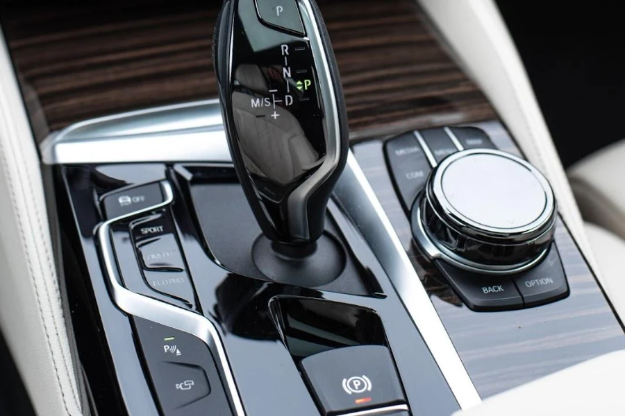 Automatic gear stick/multi-function switch