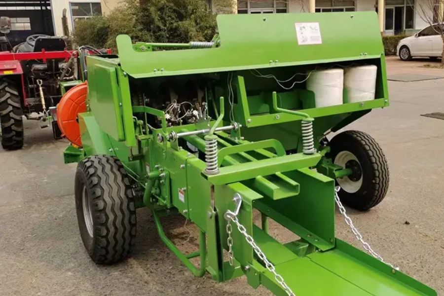 Enfardadeira quadrada de grama e máquina embaladora