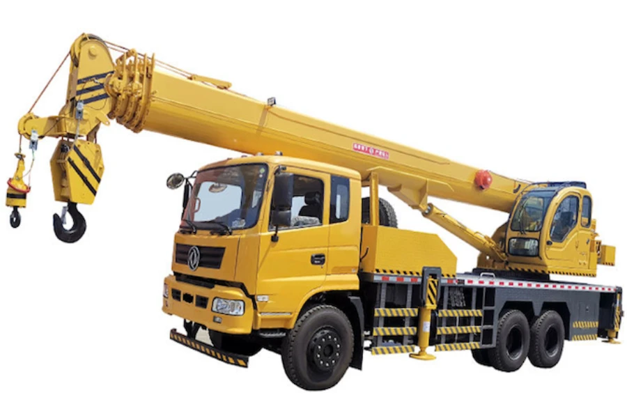 used China brand JJS-8T 8 ton truck crane