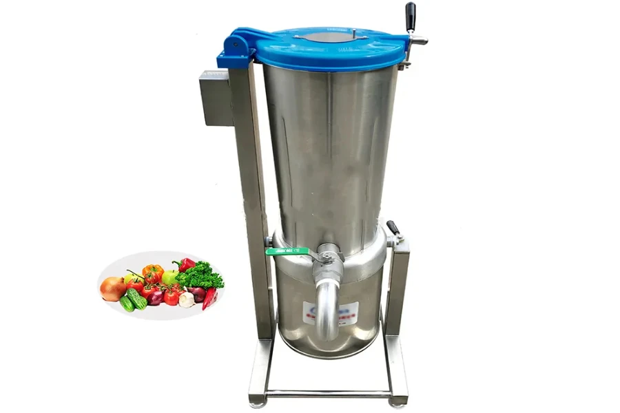 A stainless steel hydraulic press juicer for commercial use