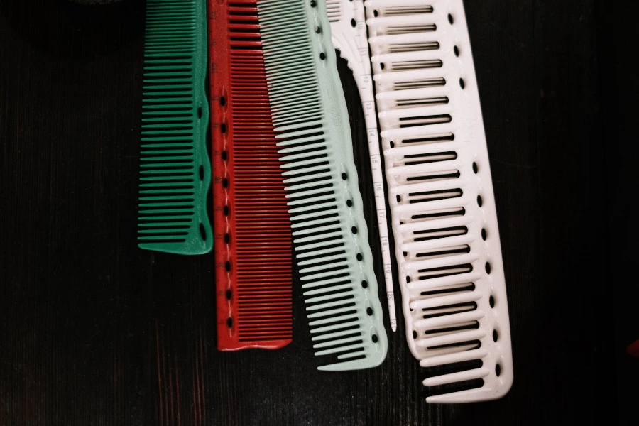 Assorted hair combs